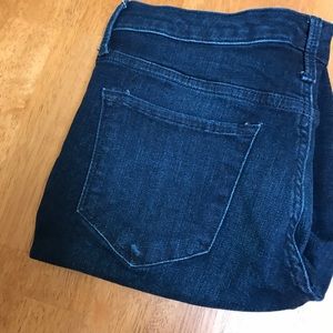 Mid rise Bermuda shorts. Size 10